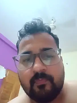 Snapshot of susthovai chatting on 05/11/26, 05:54 susthovai online show from 05/11/26, 05:54