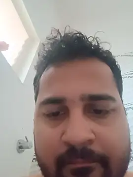 Snapshot of susthovai chatting on 05/28/26, 01:58 susthovai online show from 05/28/26, 01:58
