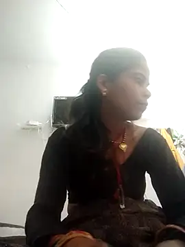 MEENA ROY online show from 03/05/25, 07:38