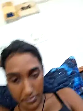 indianpink lips online show from 03/08/25, 09:17