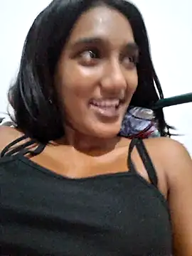 indianpink lips online show from 03/22/25, 05:52