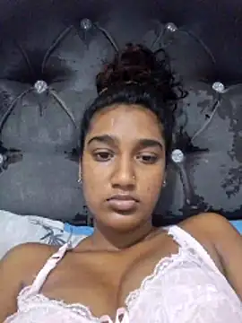 indianpink lips online show from 04/05/26, 10:12