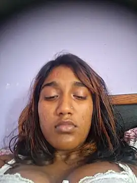 indianpink lips online show from 04/24/26, 12:40