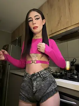 candycami19 online show from 03/20/25, 07:47