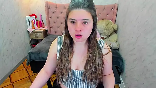 Lianngrace online show from 04/17/26, 02:31