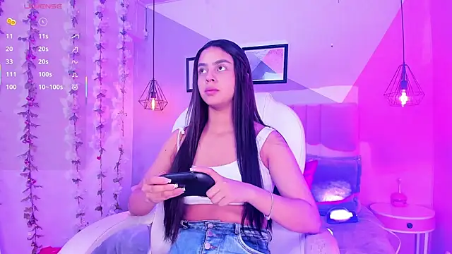 Bella walker  online show from 12/17/25, 08:15