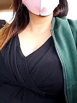 Snapshot of PPP_25 chatting on 11/19/25, 10:04 PPP 25 online show from 11/19/25, 10:04