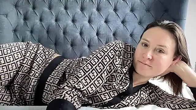 eatmypie69 online show from 11/10/25, 12:04