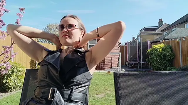 eatmypie69 online show from 04/14/26, 09:26