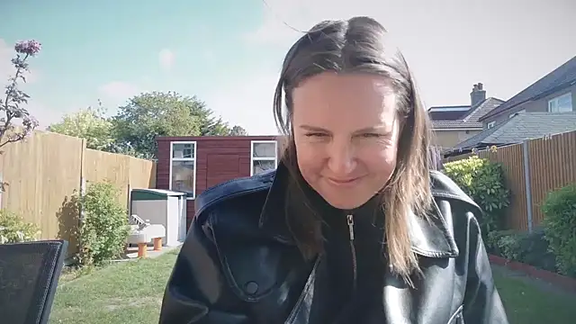 eatmypie69 online show from 04/21/26, 09:26