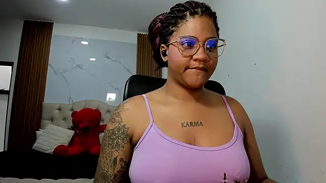 ZahraRose online show from 02/26/26, 08:19