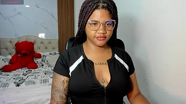 ZahraRose online show from 03/25/26, 11:16