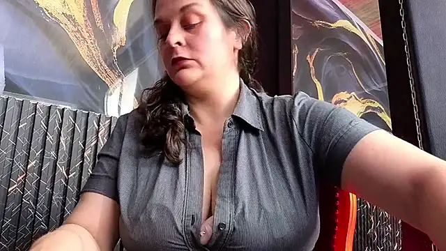 Snapshot of AmandaKovich chatting on 05/11/26, 07:22 AmandaKovich online show from 05/11/26, 07:22