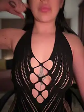 YoungHotMilf97 online show from 03/12/26, 11:22