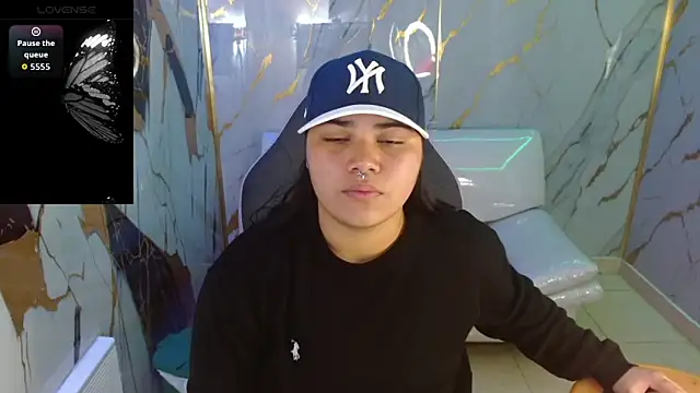 melany rouse18 online show from 05/01/26, 02:49