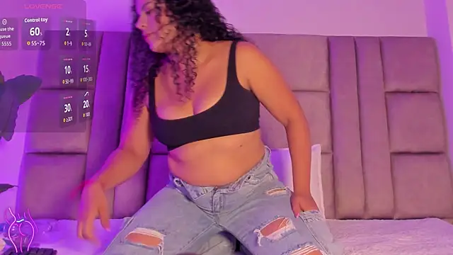  Ashley 33 online show from 04/18/26, 08:09