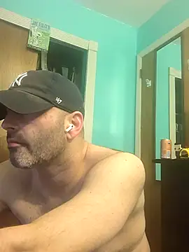 Snapshot of Novabear6996 chatting on 02/26/25, 05:42 Novabear6996 online show from 02/26/25, 05:42