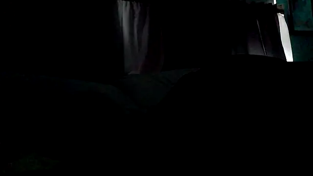 Snapshot of Novabear6996 chatting on 03/01/25, 02:02 Novabear6996 online show from 03/01/25, 02:02