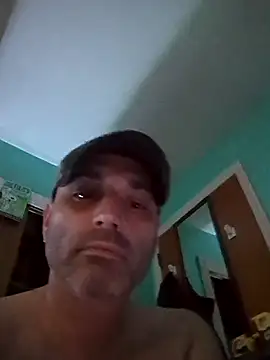 Snapshot of Novabear6996 chatting on 03/08/25, 02:30 Novabear6996 online show from 03/08/25, 02:30