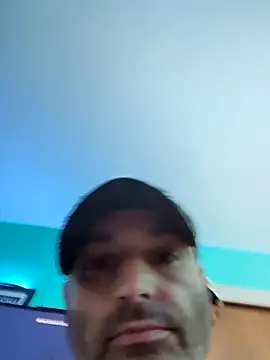 Novabear6996 online show from 04/19/26, 12:54