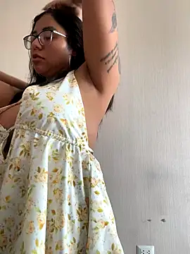 Snapshot of Karla_Stein2025 chatting on 10/28/25, 02:42 Karla Stein2025 online show from 10/28/25, 02:42