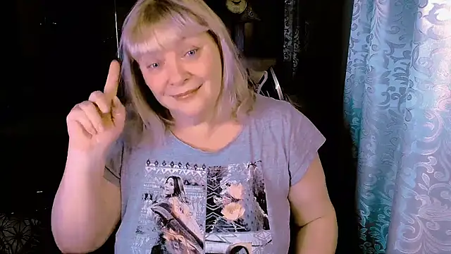 FlowerButterf online show from 03/09/26, 01:09