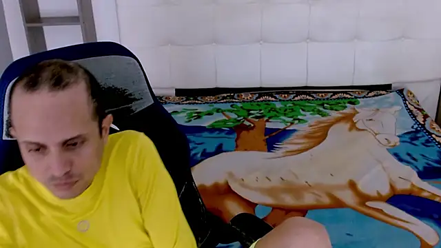 JhonTorres018 online show from 11/01/25, 03:52