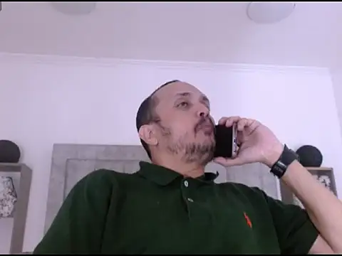 JhonTorres018 online show from 02/02/26, 08:40