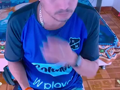 JhonTorres018 online show from 02/20/26, 07:14