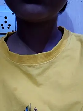 Snapshot of Aaradhna-hoy chatting on 09/09/25, 08:36 Aaradhna-hoy online show from 09/09/25, 08:36