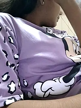 Snapshot of Aaradhna-hoy chatting on 09/12/25, 05:57 Aaradhna-hoy online show from 09/12/25, 05:57