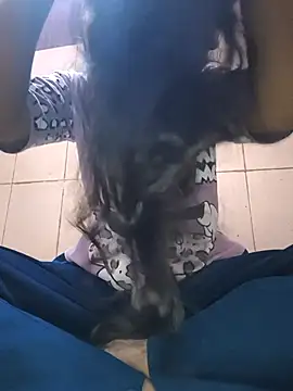 Snapshot of Aaradhna-hoy chatting on 10/04/25, 03:04 Aaradhna-hoy online show from 10/04/25, 03:04