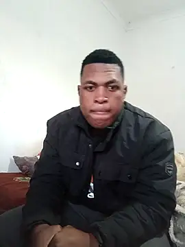 Snapshot of bosszonke123 chatting on 05/10/26, 03:28 bosszonke123 online show from 05/10/26, 03:28