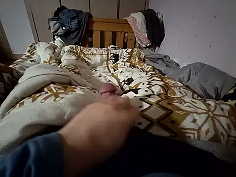 halu5400 online show from 02/18/26, 01:40