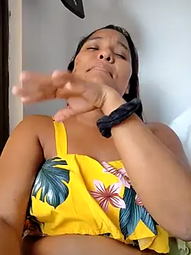 Snapshot of yanikall chatting on 03/01/25, 08:21 yanikall online show from 03/01/25, 08:21