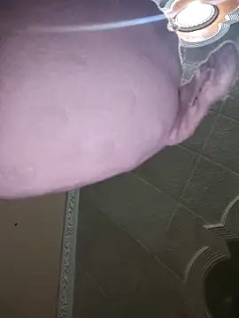 Snapshot of yanikall chatting on 11/13/25, 04:22 yanikall online show from 11/13/25, 04:22