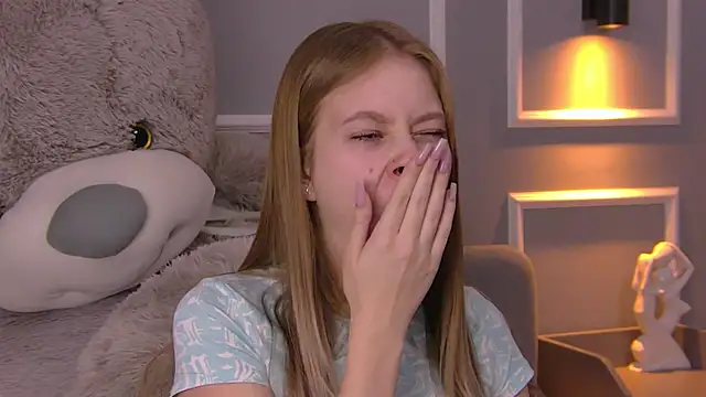 EveMundie online show from 03/04/25, 12:33