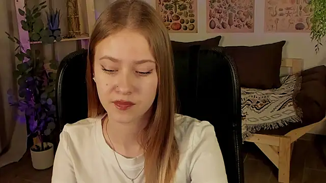 EveMundie online show from 03/19/25, 12:34