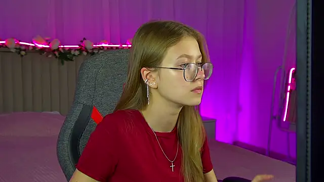 EveMundie online show from 09/11/25, 10:48