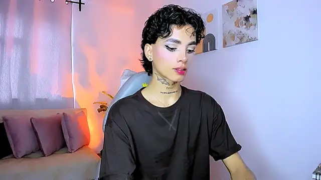 nilam valker online show from 04/07/26, 08:31