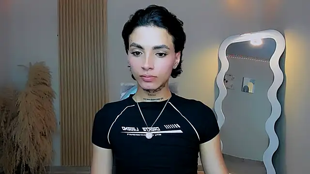 Snapshot of nilam_valker chatting on 07/27/26, 08:27 nilam valker online show from 07/27/26, 08:27