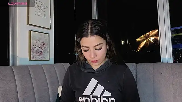 Snapshot of Ivanna_West chatting on 07/17/26, 10:00 Ivanna West online show from 07/17/26, 10:00