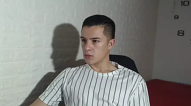 Snapshot of CamiloBeltran_ chatting on 03/14/25, 12:51 CamiloBeltran online show from 03/14/25, 12:51