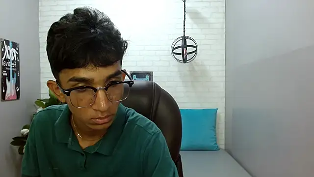 Martin Linares online show from 02/17/25, 05:43