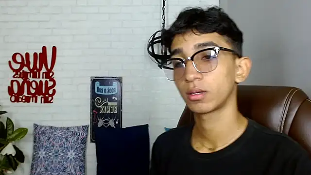 Martin Linares online show from 02/20/25, 01:40