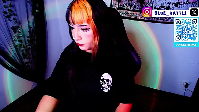 Snapshot of blue_katt chatting on 07/01/26, 02:57 blue katt online show from 07/01/26, 02:57