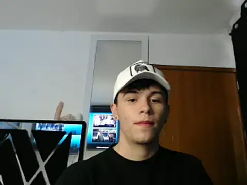 Smith boy 25 online show from 03/02/25, 09:22