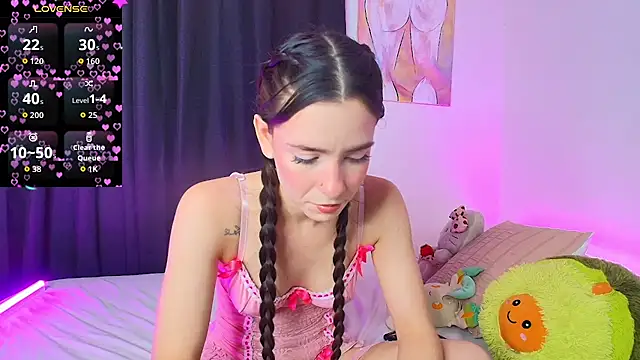 Peach Rose  online show from 01/12/26, 11:32