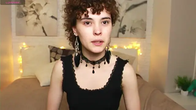 Snapshot of Dizer_clopy chatting on 03/01/25, 06:43 Dizer clopy online show from 03/01/25, 06:43