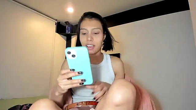 Snapshot of sweet_Amy0 chatting on 09/25/25, 04:49 sweet Amy0 online show from 09/25/25, 04:49